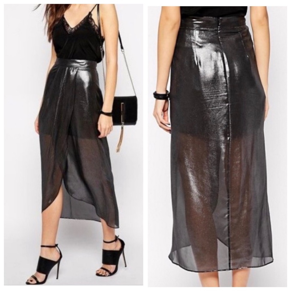 🔹NWOT🔹BCBGeneration long metallic skirt